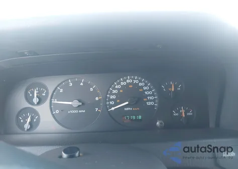 2004 Jeep Grand Cherokee Laredo z USA, uszkodzony, nr VIN 1J8GW48S04C172858